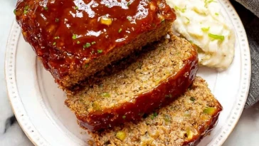 Copycat Cracker Barrel Meatloaf