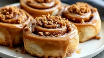 Biscoff Cookie Butter Cinnamon Rolls