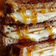 Smoked Gouda Apple Grilled Cheese