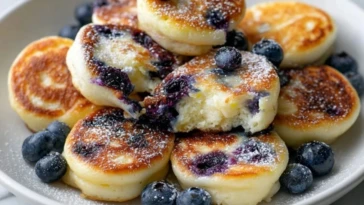 Blueberry Lemon Cottage Cheese Pancake Bites