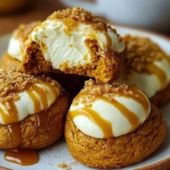 Pumpkin Cheesecake Cookies
