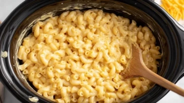 Crockpot Velveeta Mac and Cheese