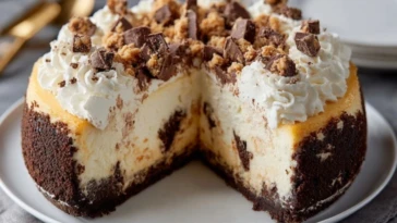 Easy Cannoli Cheesecake