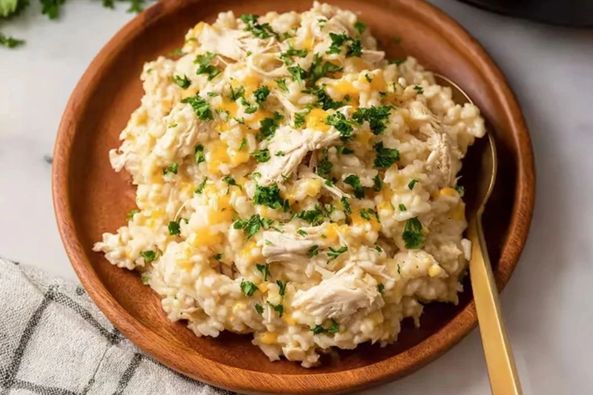 Family Crockpot Chicken And Rice Casserole
