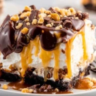 No-Bake Turtle Lasagna Dessert