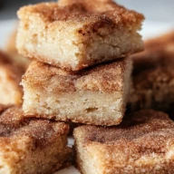 Easy Cinnamon Sugar Blondies