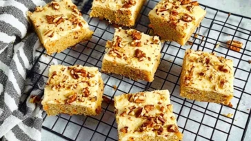 Moist Carrot Cake Blondies