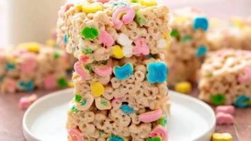 Soft Marshmallow Lucky Charms Treats